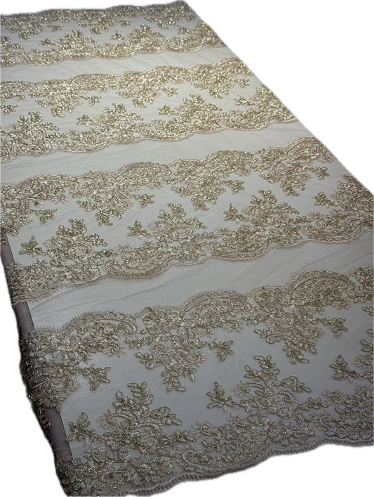 Blonda Bordada con Lentejuelas y 8 Tiras "Lyon"