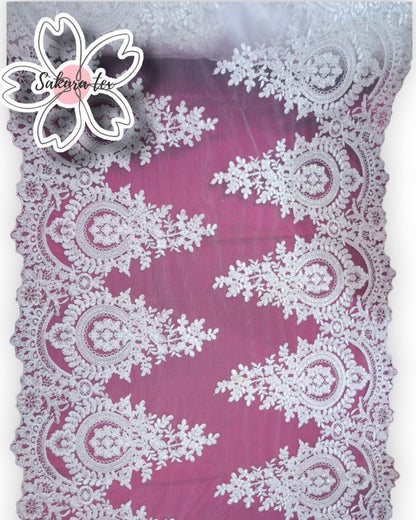 Blonda Bordada con Lentejuelas y 2 Tiras "Raga"