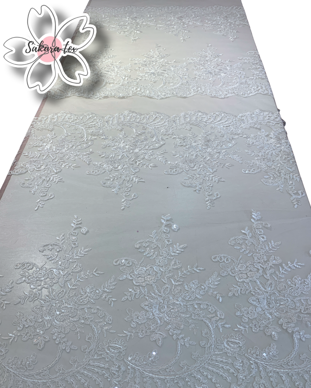 Blonda Bordada con Lentejuelas y 4 Tiras "Rosas"