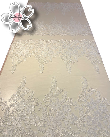 Blonda Bordada con Lentejuelas y 4 Tiras "Pistilos"