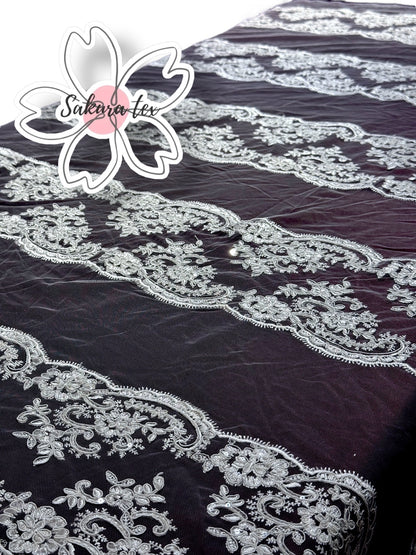 Blonda Bordada con Lentejuelas y 10 Tiras "Lyon"