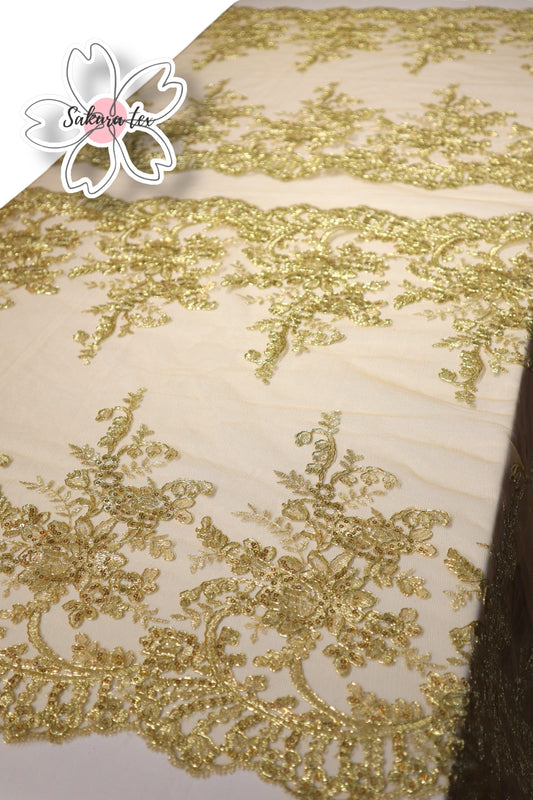 Blonda Bordada con Lentejuelas y 4 Tiras "Rosas"