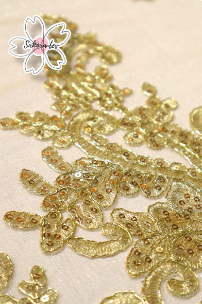 Blonda Bordada con Lentejuelas y 2 Tiras "Gancho"