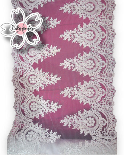 Blonda Bordada con Lentejuelas y 2 Tiras "Raga"