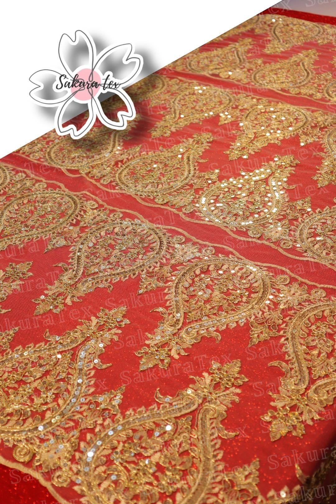 Blonda Bordada con 6 Tiras "Espiga"