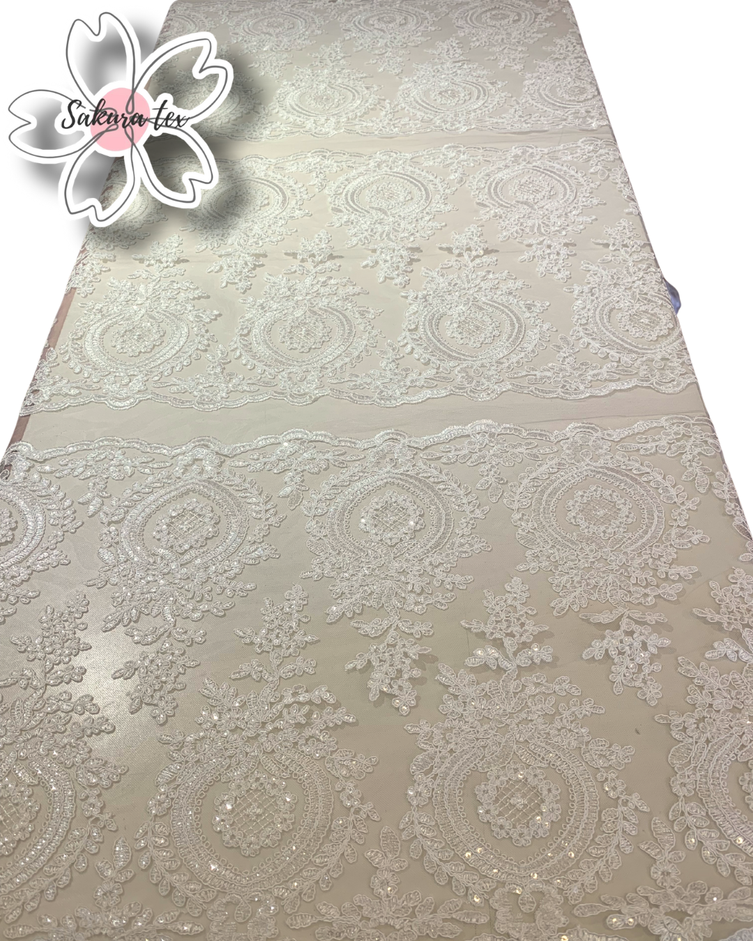 Blonda Bordada con 6 Tiras "Raga Mediana"