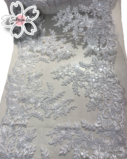 Blonda Bordada con Lentejuelas y 2 Tiras "Sencilla 2"