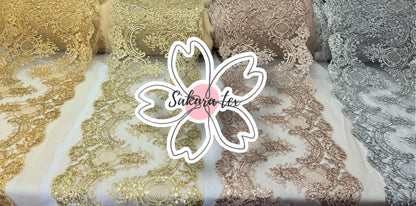 Blonda Bordada con Lentejuelas y 2 Tiras "Oval"