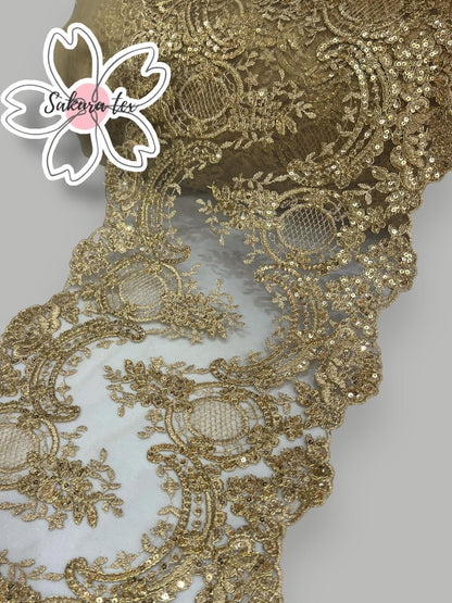 Blonda Bordada con Lentejuelas y 2 Tiras "Oval"