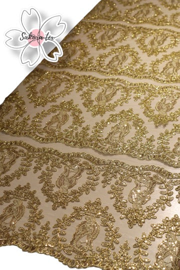 Blonda Bordada con 8 Tiras "María"