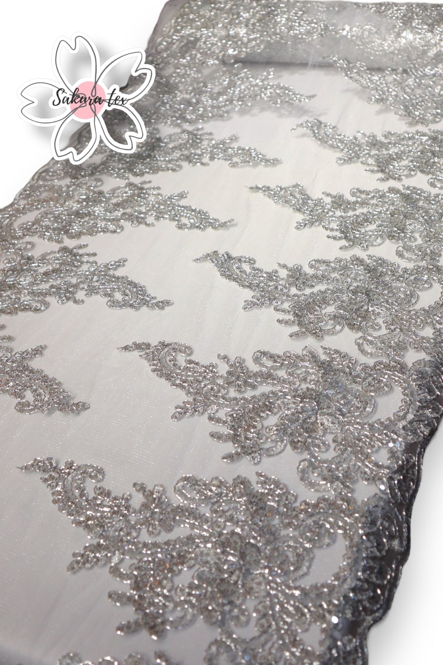 Blonda Bordada con Lentejuelas y 2 Tiras "Gancho"