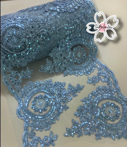 Blonda Bordada con Lentejuelas y 2 Tiras "Mini"